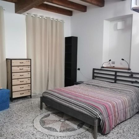 La Corte Di Suna Verbania Buitenkant foto